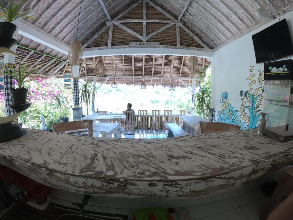 Penida Hills Hotel Batununggul Exterior photo