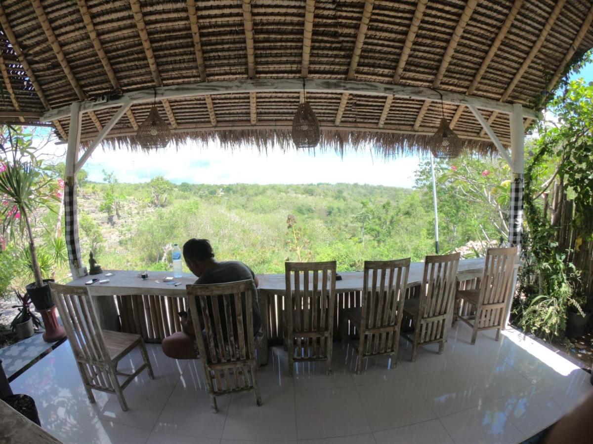 Penida Hills Hotel Batununggul Exterior photo