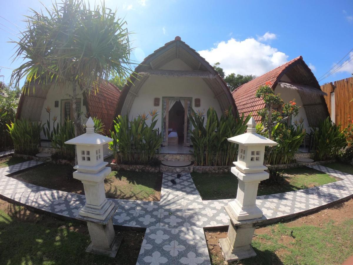 Penida Hills Hotel Batununggul Exterior photo