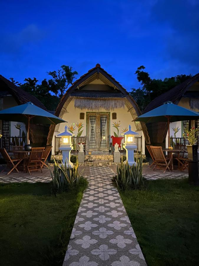 Penida Hills Hotel Batununggul Exterior photo